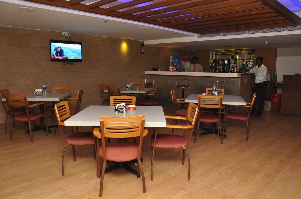 Hotel Western Gatz Theni Luaran gambar