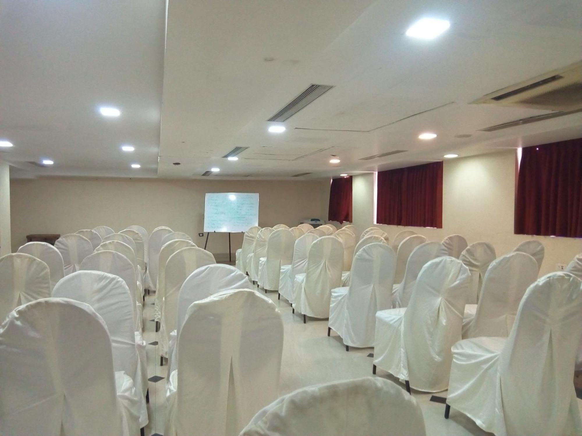 Hotel Western Gatz Theni Luaran gambar