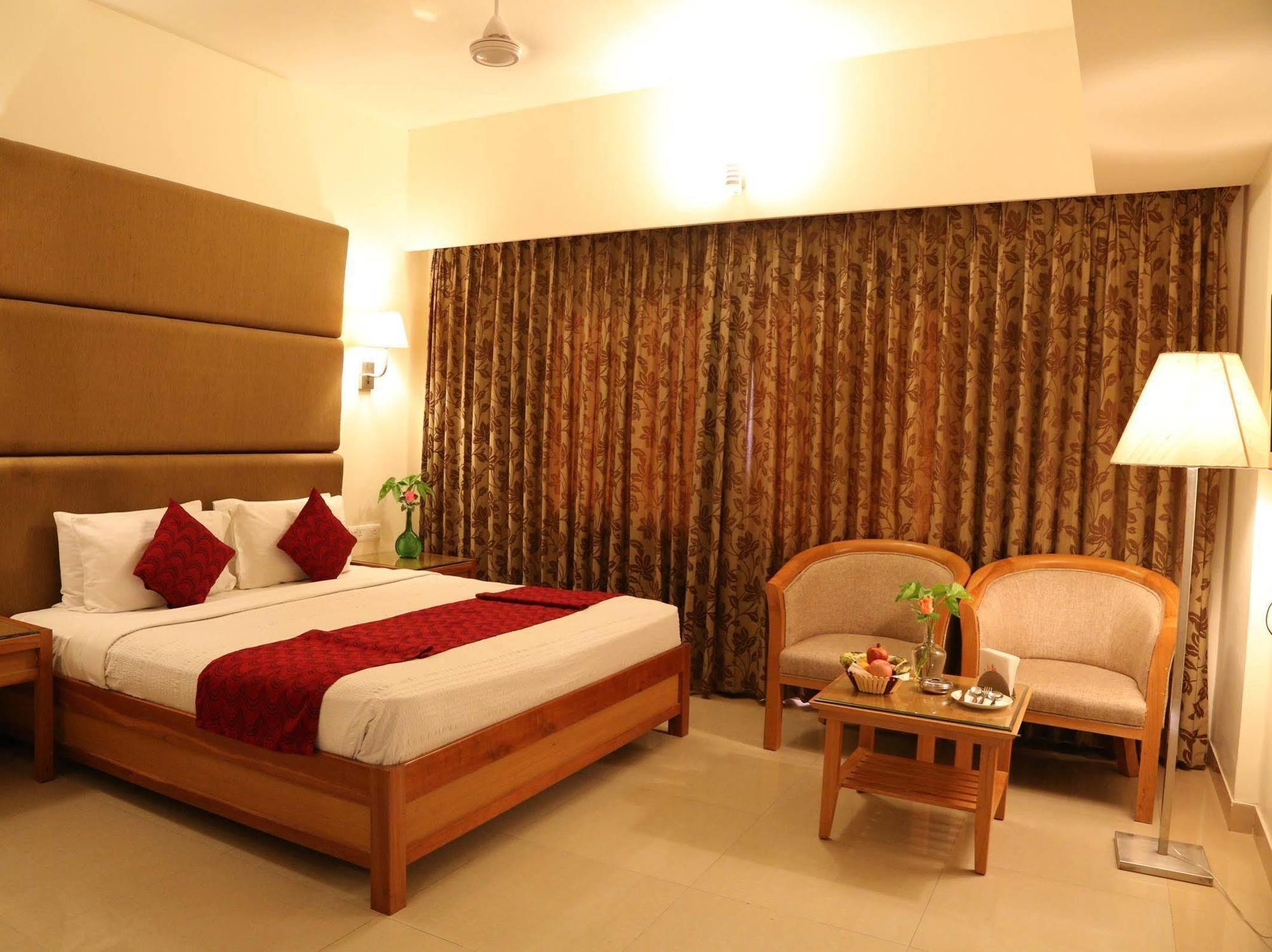 Hotel Western Gatz Theni Luaran gambar